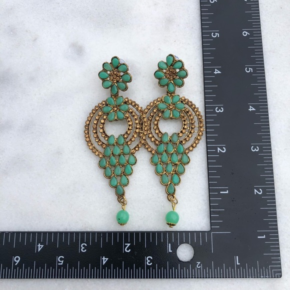 Beautiful drop earrings truly a statement piece ✨ - Picture 10 of 12